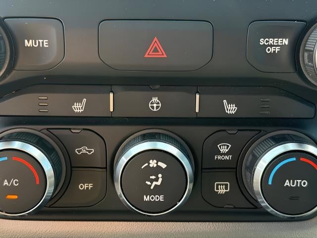 2020 RAM 1500 Big Horn Quad Cab 4x4 6'4" Box