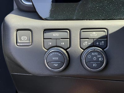 2024 Chevrolet Silverado 1500 4WD Crew Cab 147 RST