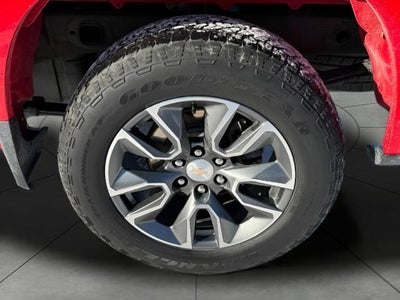 2024 Chevrolet Silverado 1500 4WD Crew Cab 147 LT w/2FL