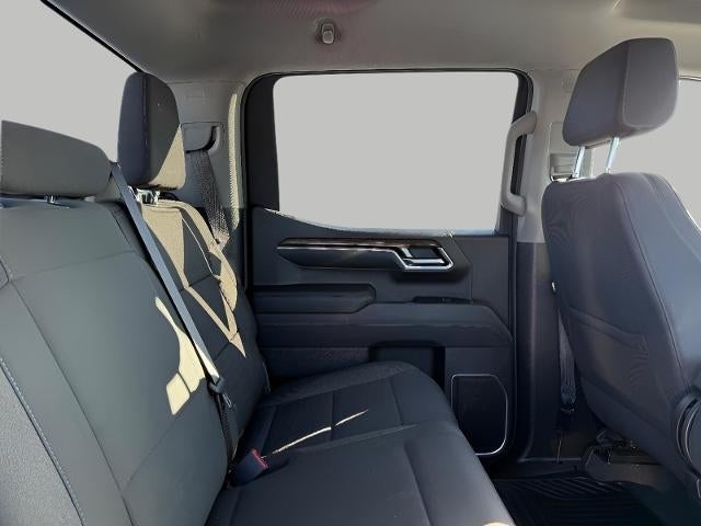 2024 Chevrolet Silverado 1500 4WD Crew Cab 147 LT w/2FL