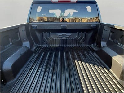 2024 Chevrolet Silverado 1500 4WD Crew Cab 147 LT w/2FL