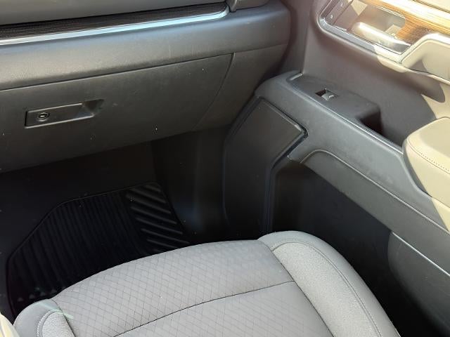 2023 Chevrolet Silverado 1500 4WD Crew Cab 147 LT w/2FL