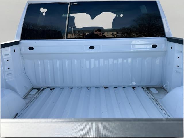 2023 Chevrolet Silverado 1500 4WD Crew Cab 147 LT w/2FL