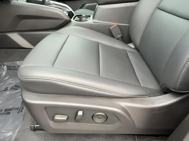 2024 Chevrolet Colorado 4WD Crew Cab LT