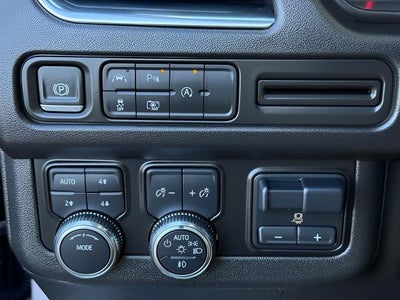 2024 GMC Yukon 4WD 4dr SLT