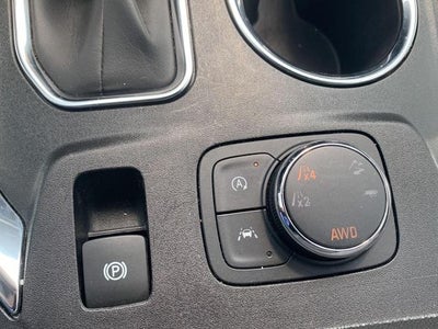 2023 Chevrolet Traverse AWD 4dr LT Cloth w/1LT