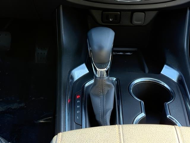 2023 Chevrolet Traverse AWD 4dr LT Leather