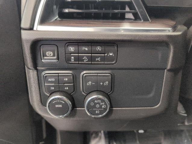 2025 Chevrolet Suburban 4WD 4dr Z71