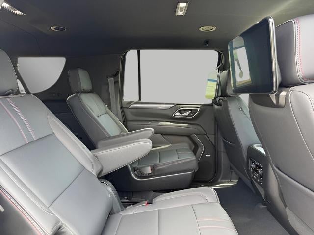2024 Chevrolet Suburban 4WD 4dr RST