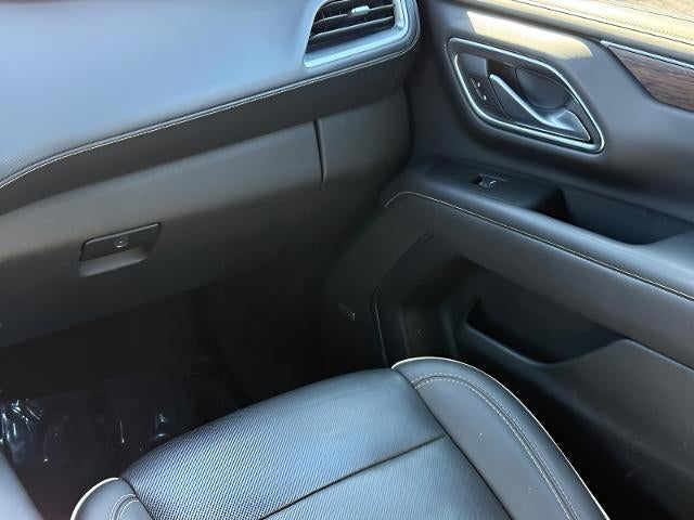 2022 Chevrolet Suburban 4WD 4dr Premier