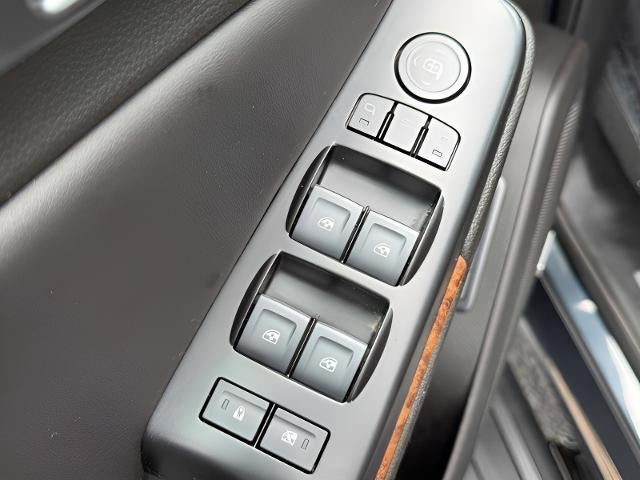 2020 Chevrolet Suburban 4WD 4dr Premier