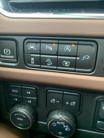 2022 Chevrolet Tahoe 4WD 4dr High Country