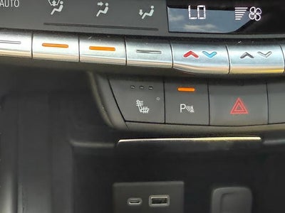 2021 Cadillac XT4 AWD 4dr Premium Luxury