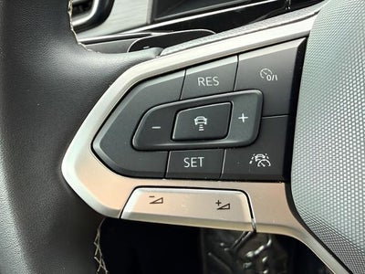 2025 Volkswagen Atlas Cross Sport 2.0T SE w/Technology 4MOTION