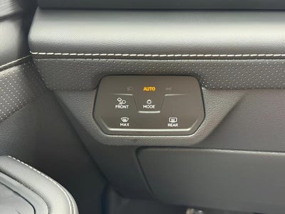 2025 Volkswagen Atlas Cross Sport 2.0T SE w/Technology 4MOTION
