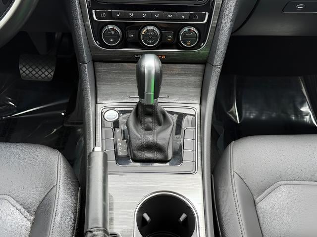 2018 Volkswagen Passat 2.0T SE Auto