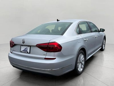 2018 Volkswagen Passat 2.0T SE Auto