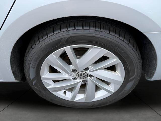 2018 Volkswagen Passat 2.0T SE Auto