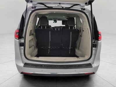 2024 Chrysler Pacifica Touring L FWD