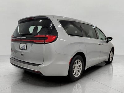 2024 Chrysler Pacifica Touring L FWD