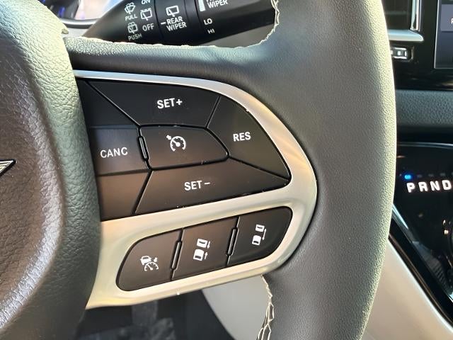 2024 Chrysler Pacifica Touring L FWD