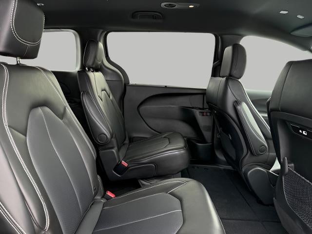 2025 Chrysler Pacifica Select AWD