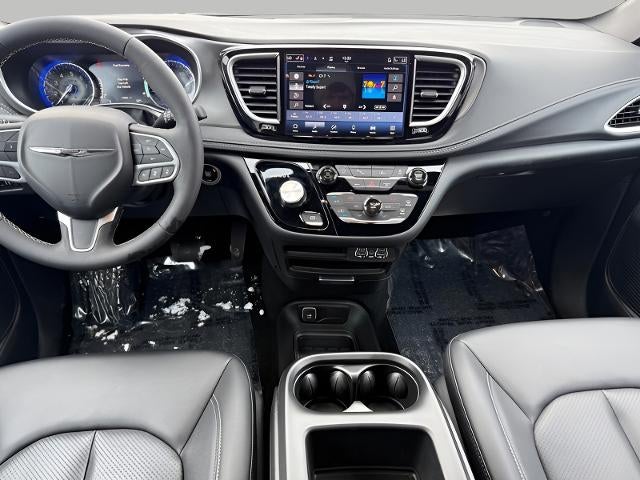 2025 Chrysler Pacifica Select AWD
