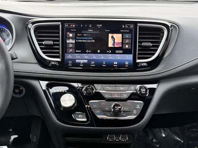 2025 Chrysler Pacifica Select AWD