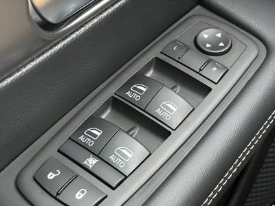 2025 Chrysler Pacifica Select AWD