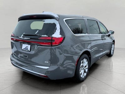 2025 Chrysler Pacifica Select AWD