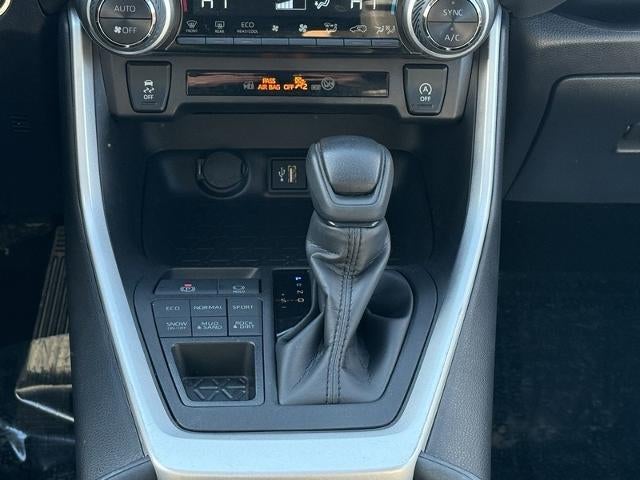 2025 Toyota RAV4 XLE AWD