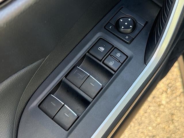 2025 Toyota RAV4 XLE AWD