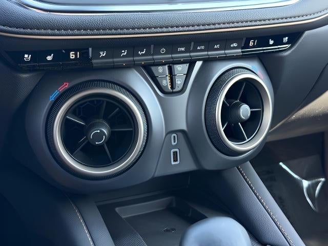 2025 Chevrolet Blazer AWD 4dr Premier
