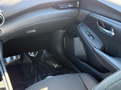 2025 Nissan Sentra SV CVT