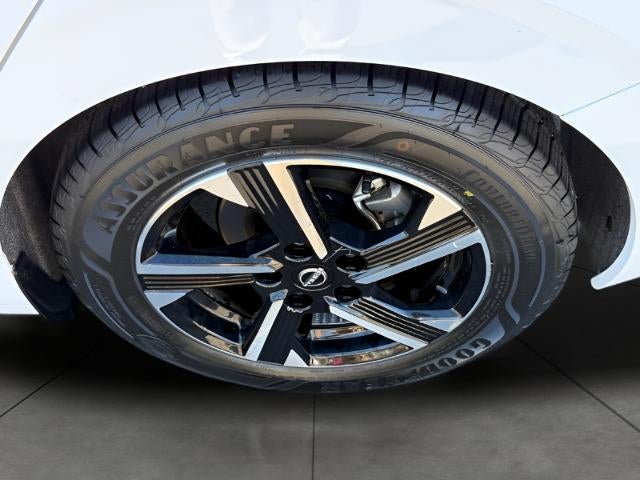 2025 Nissan Sentra SV CVT