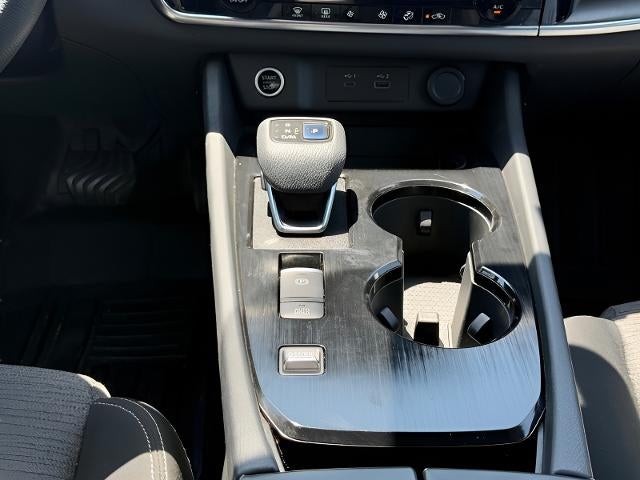 2021 Nissan Rogue FWD SV