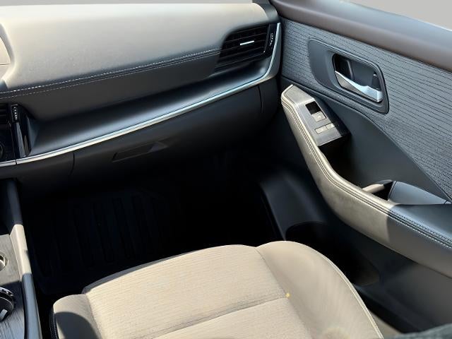 2021 Nissan Rogue FWD SV