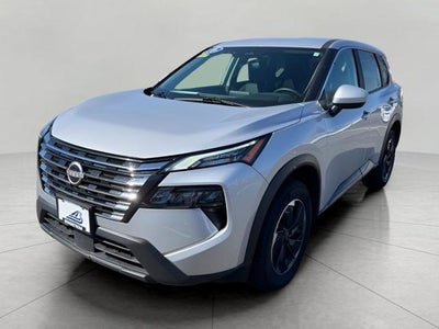 2025 Nissan Rogue AWD SV