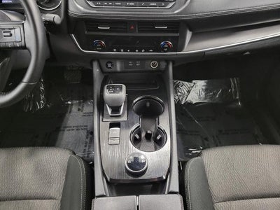 2025 Nissan Rogue AWD SV