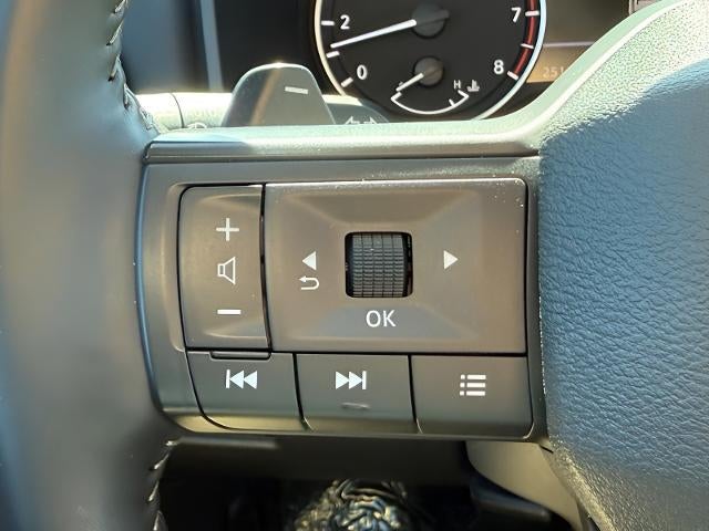 2025 Nissan Rogue AWD SV