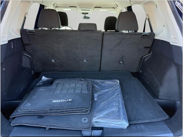 2025 Nissan Rogue AWD SV