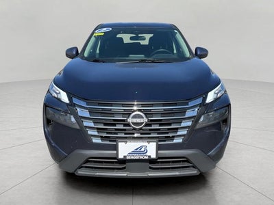 2025 Nissan Rogue AWD SV