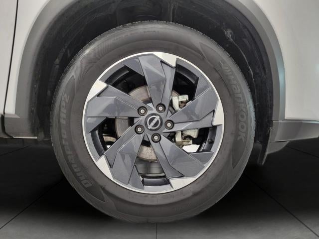 2025 Nissan Rogue AWD SV