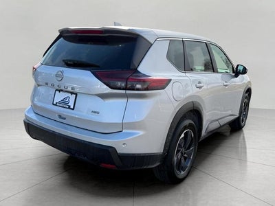 2025 Nissan Rogue AWD SV