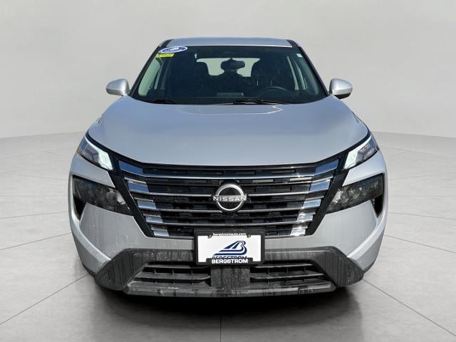 2025 Nissan Rogue AWD SV