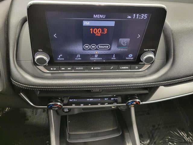 2025 Nissan Rogue AWD SV