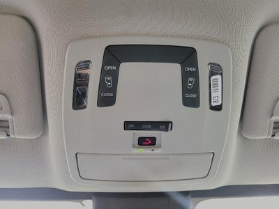 2025 Toyota Sienna LE FWD 8-Passenger