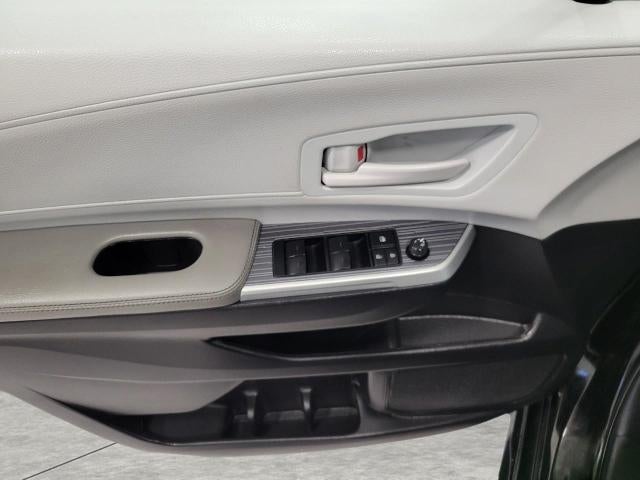 2025 Toyota Sienna LE FWD 8-Passenger