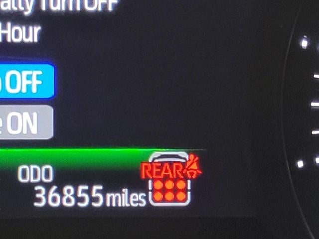 2025 Toyota Sienna LE FWD 8-Passenger