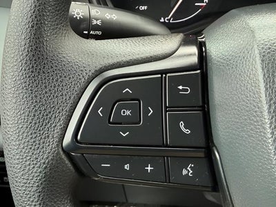 2025 Toyota Sienna LE FWD 8-Passenger